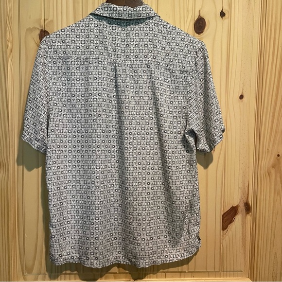 Geoffrey Beene Black and White Casual Button Down Shirt Men’s Size Medium‎ - Picture 2 of 8